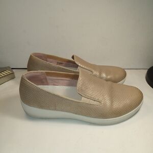 FitFlop Superskate Lizard Print Slip On Loafers Women's sz 9.